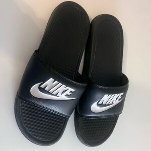 nike slides